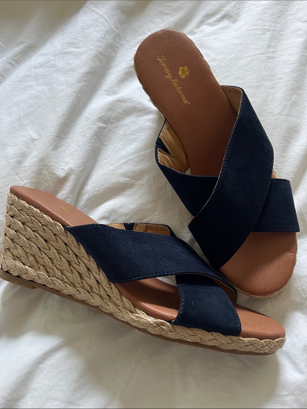Tommy Bahama wedge sandals espadrilles  navy blue beige braided weaved yarn